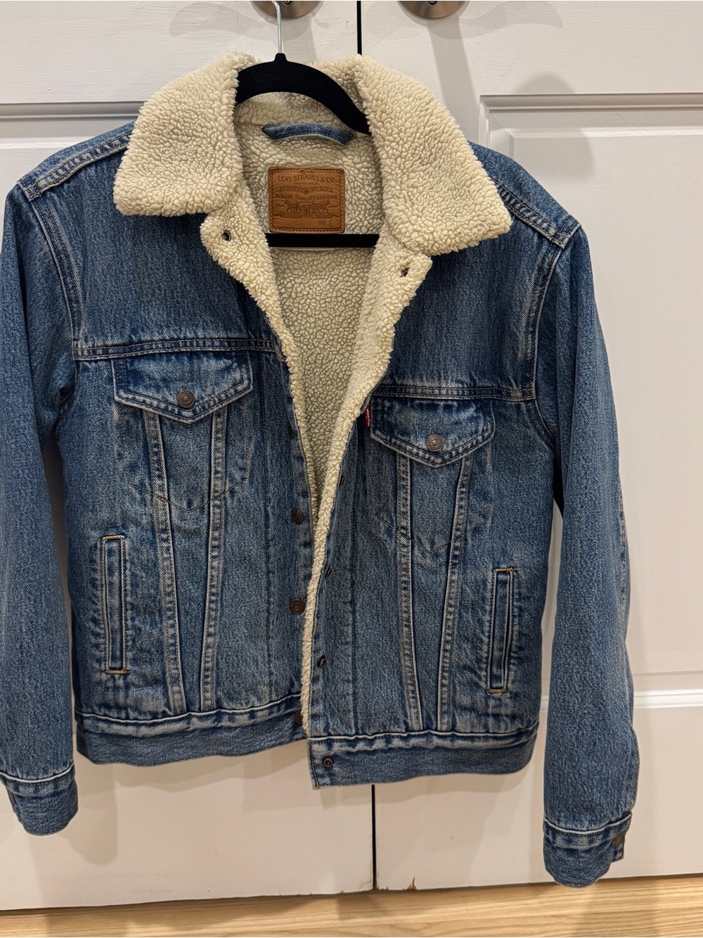 Levi's Women’s Sherpa-Lined Denim Jacket
